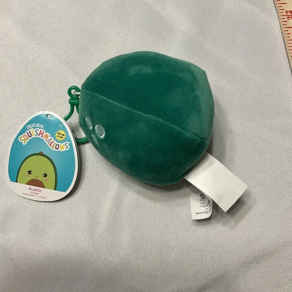 Squishmallow AUSTIN the Avocado 3